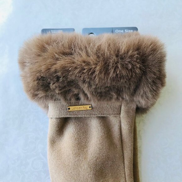 London Fog Faux Fur Gloves Women’s  Touch Screen Compatible Tan NWT - Picture 2 of 4
